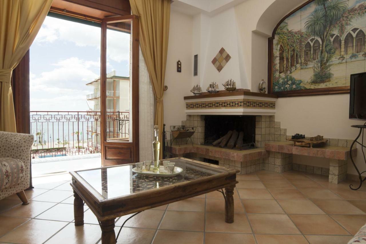 Panorama Host - Domus Amalfi Coast Διαμέρισμα Maiori Εξωτερικό φωτογραφία